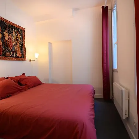 Eden Raspail Apartment
